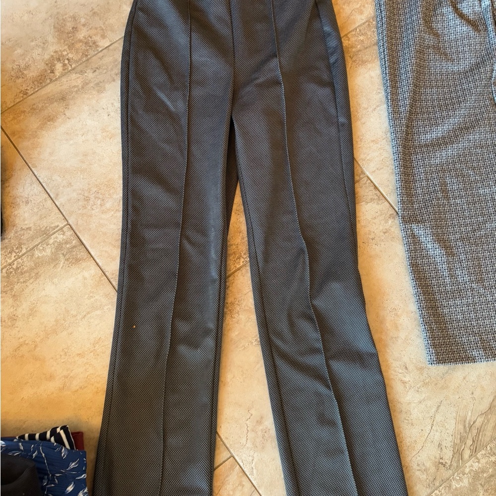 MASSIVE SALE!! LIKE NEW/NEW CLOTHES!! Suzy Shier Charcoal Women's Trousers